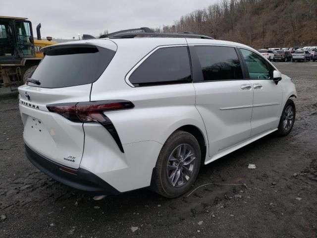 2023 Toyota Sienna XLE