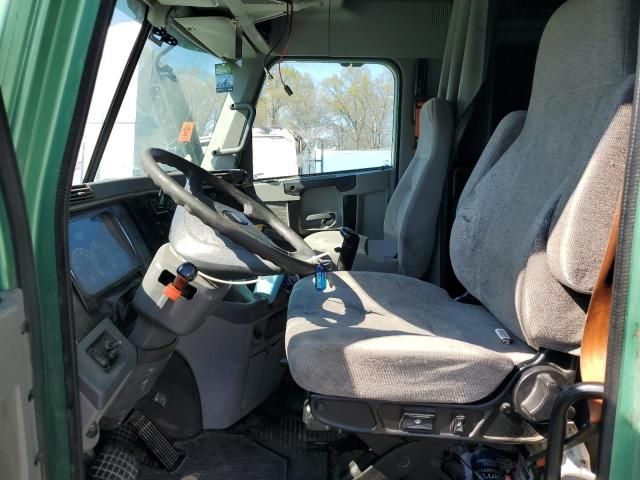 2013 Freightliner Conventional Columbia