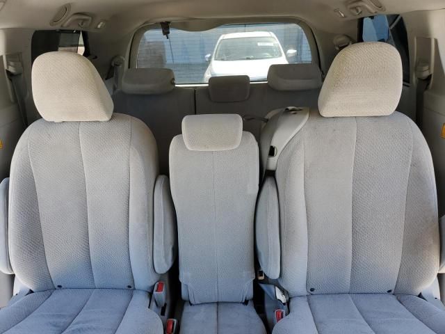 2012 Toyota Sienna LE