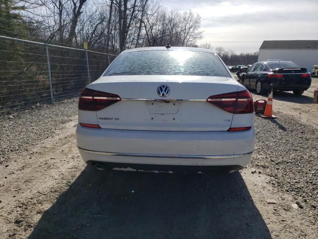 2018 Volkswagen Passat SE