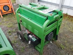 Salvage trucks for sale at Jacksonville, FL auction: 2009 Titn TG 7500D