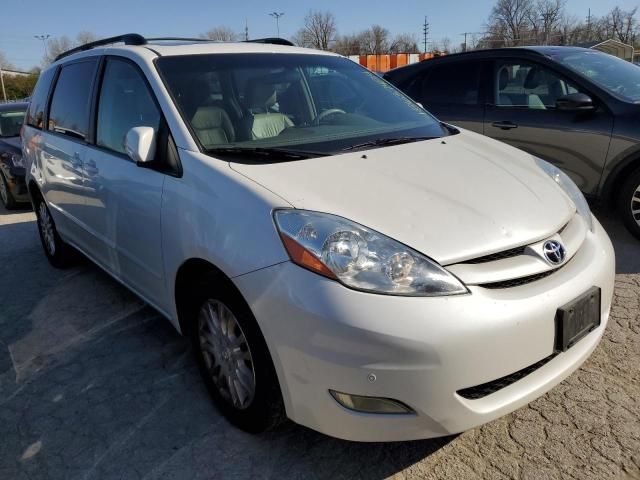 2009 Toyota Sienna XLE