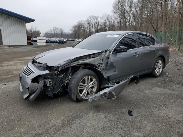 2015 Infiniti Q40