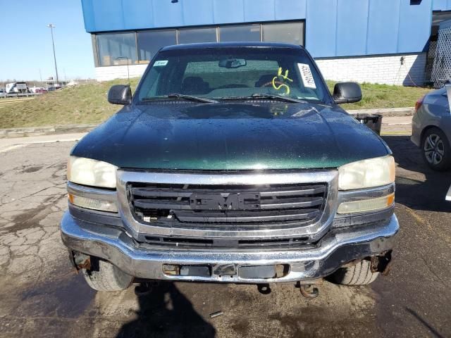 2004 GMC Sierra K2500 Heavy Duty