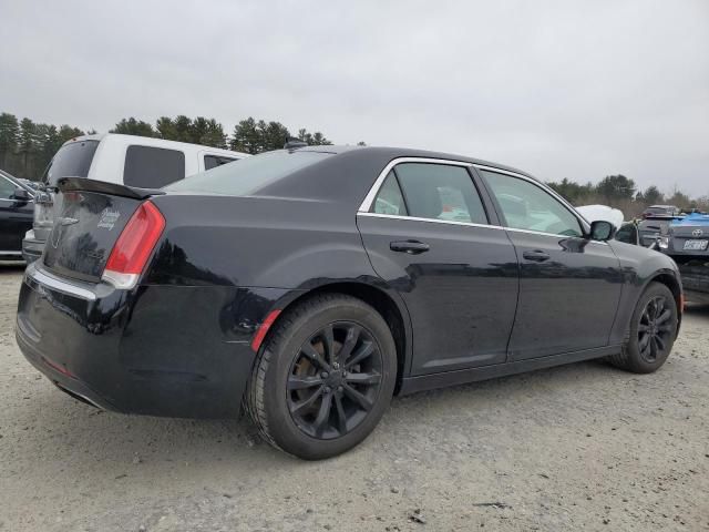 2017 Chrysler 300 Limited