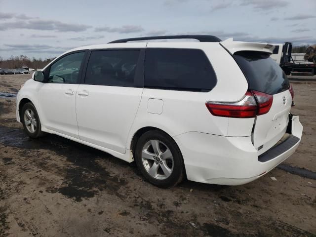 2020 Toyota Sienna LE