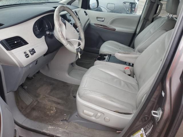 2011 Toyota Sienna XLE