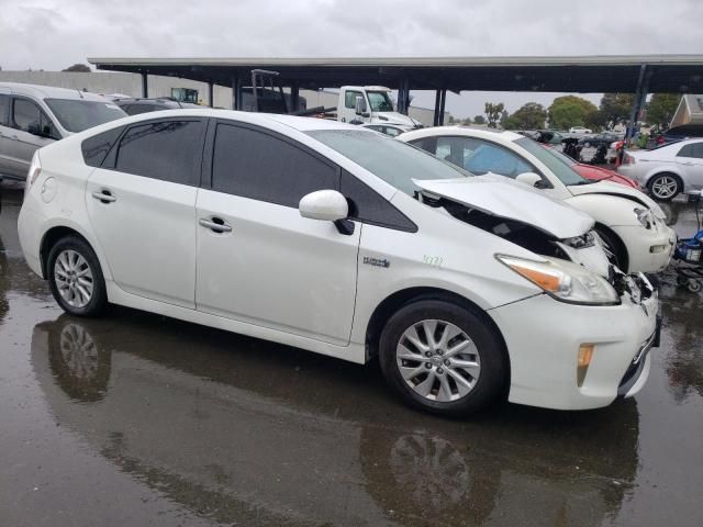 2014 Toyota Prius PLUG-IN