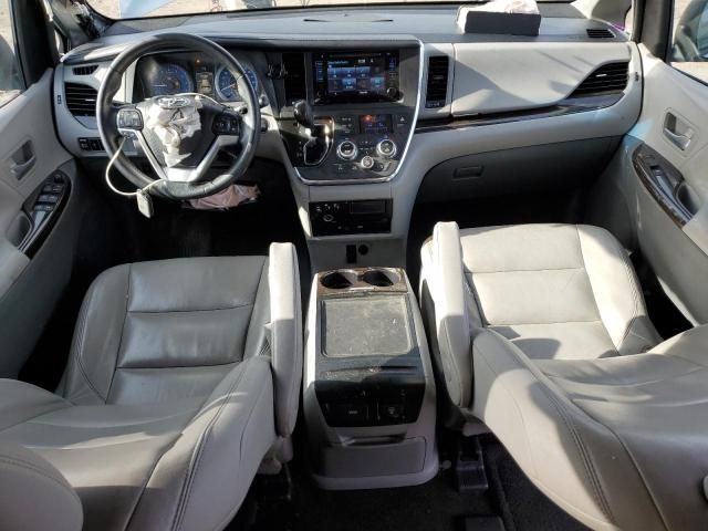 2015 Toyota Sienna XLE