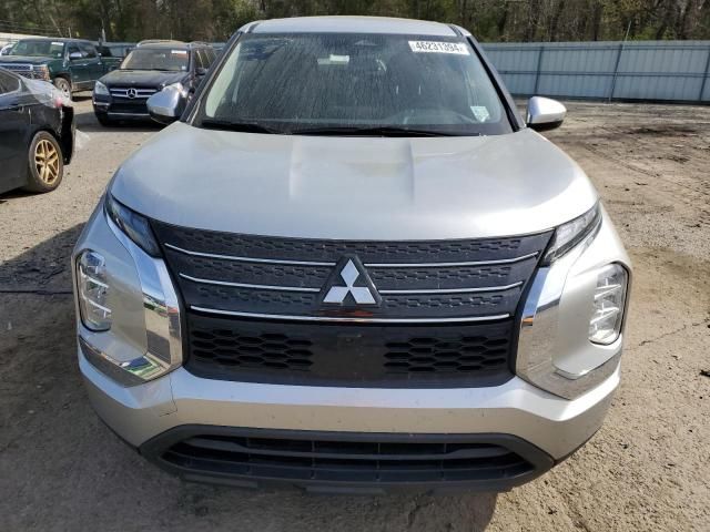 2022 Mitsubishi Outlander ES