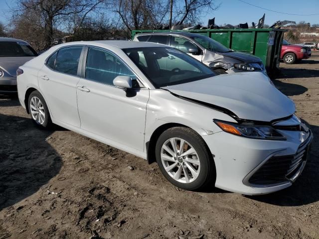 2022 Toyota Camry LE