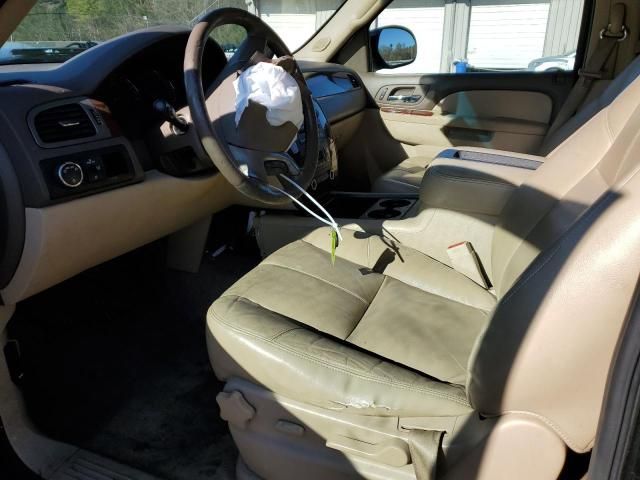 2012 Chevrolet Suburban C1500 LT