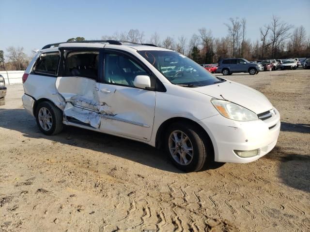 2004 Toyota Sienna XLE