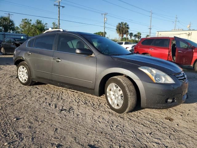 2010 Nissan Altima Base