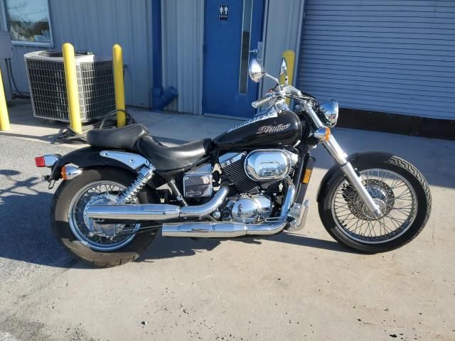 2005 Honda VT750 C