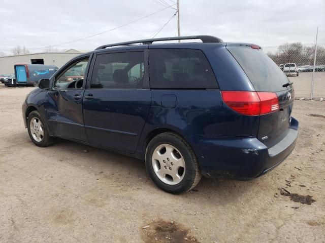 2004 Toyota Sienna CE