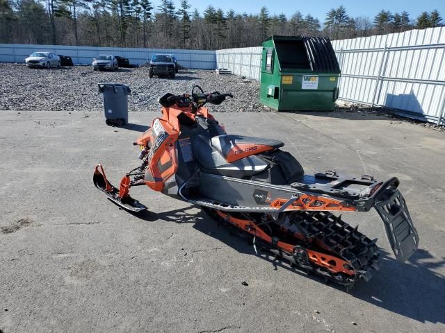 2018 Polaris Snowmobile