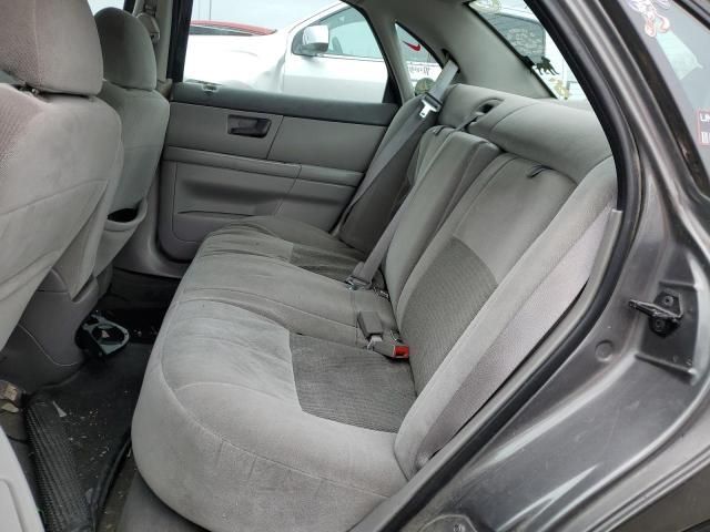 2005 Ford Taurus SE