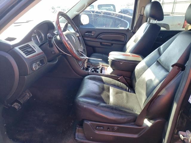 2011 Cadillac Escalade Luxury