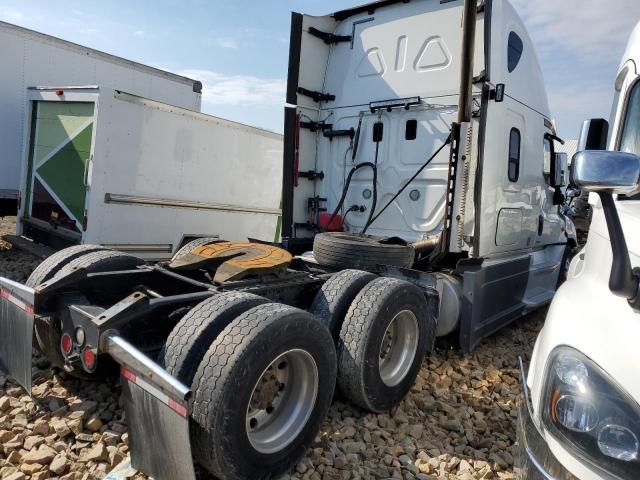 2016 Freightliner Cascadia 125