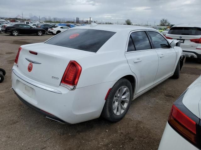 2016 Chrysler 300 Limited