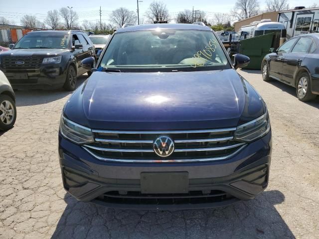 2023 Volkswagen Tiguan SE