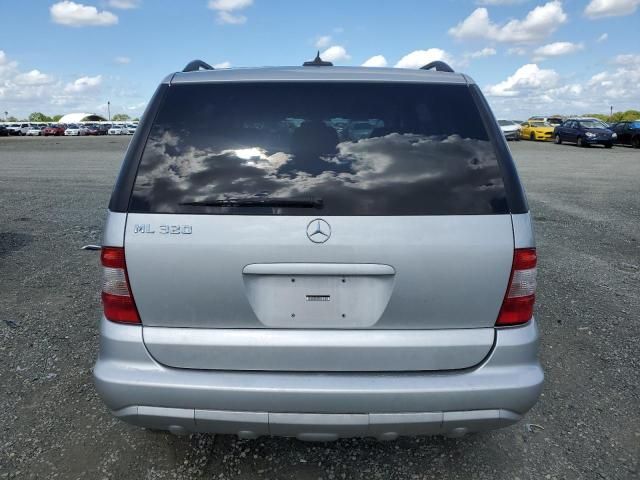 2002 Mercedes-Benz ML 320