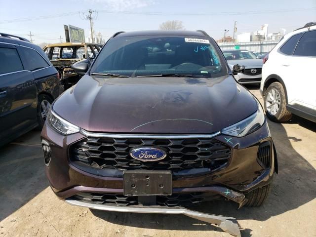 2023 Ford Escape ST Line