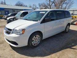 Vehiculos salvage en venta de Copart Wichita, KS: 2017 Dodge Grand Caravan SE