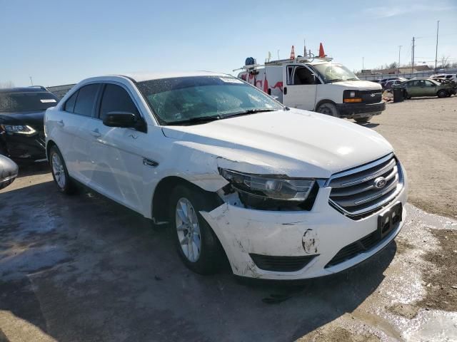 2015 Ford Taurus SE