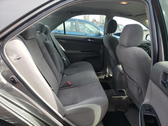 2005 Toyota Camry LE