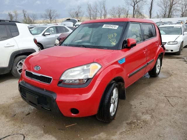 2011 KIA Soul +