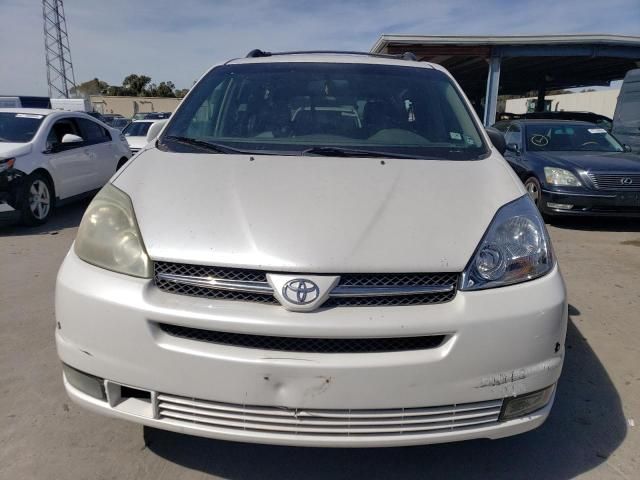 2005 Toyota Sienna XLE