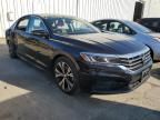 2022 Volkswagen Passat SE