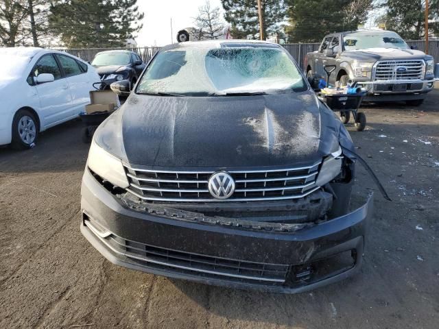 2016 Volkswagen Passat SE