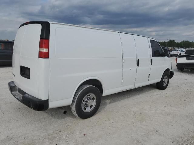 2016 Chevrolet Express G2500