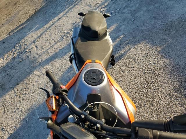 2019 KTM 790 Duke