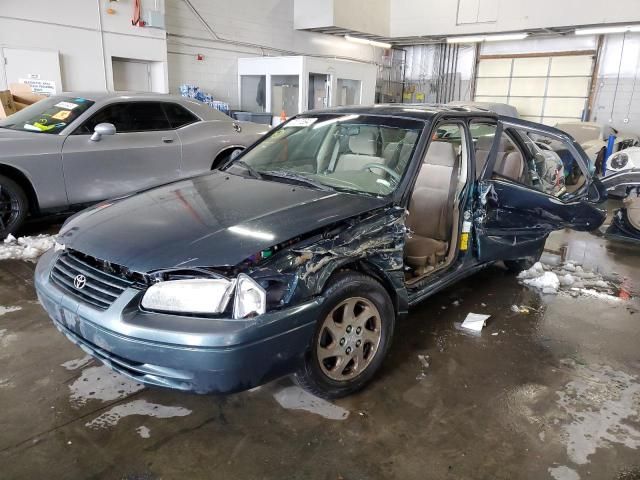 1998 Toyota Camry LE