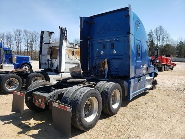 2017 Freightliner Cascadia 125