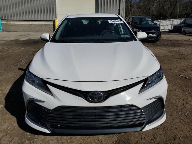 2022 Toyota Camry LE