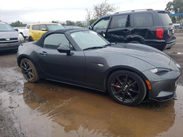 2016 Mazda MX-5 Miata Club