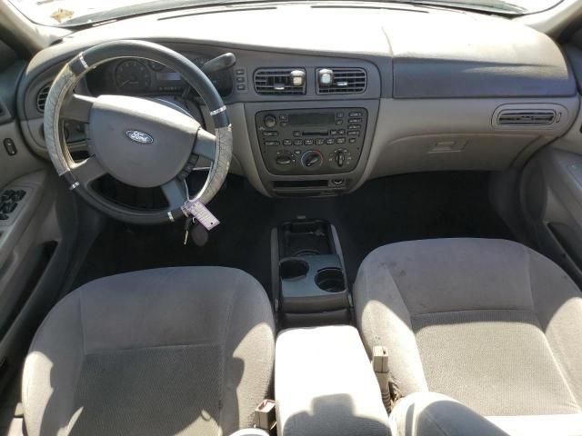 2006 Ford Taurus SE