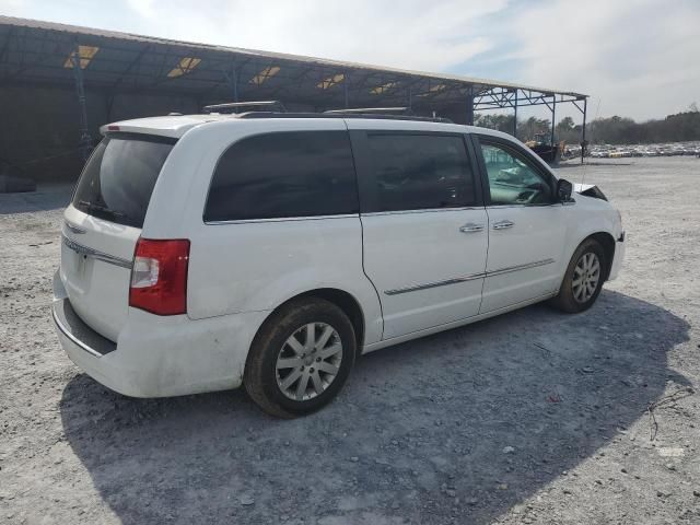 2016 Chrysler Town & Country Touring