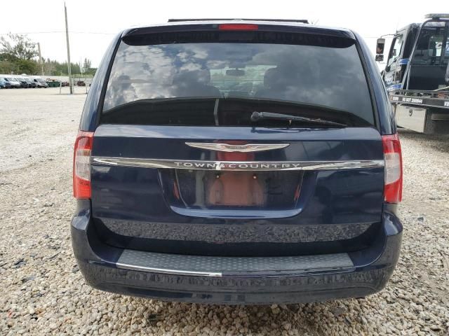 2012 Chrysler Town & Country Touring