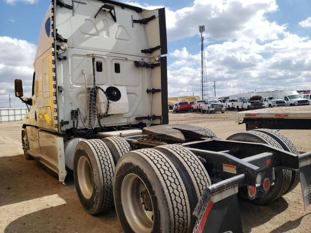 2014 Freightliner Cascadia 125