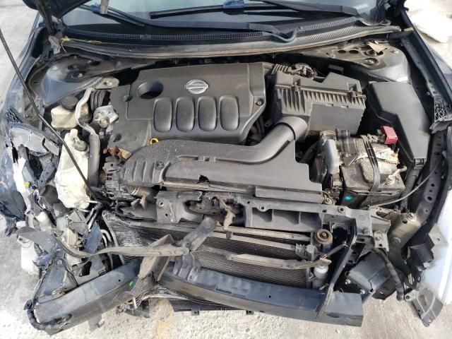 2010 Nissan Altima Base