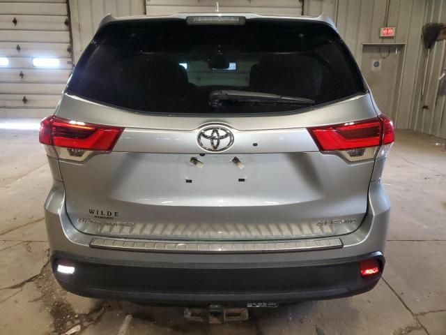 2019 Toyota Highlander SE