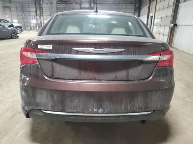 2013 Chrysler 200 Touring