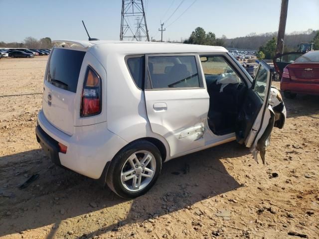 2010 KIA Soul +