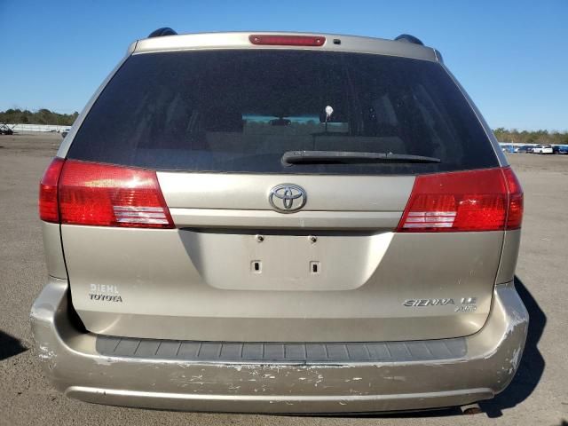 2004 Toyota Sienna LE